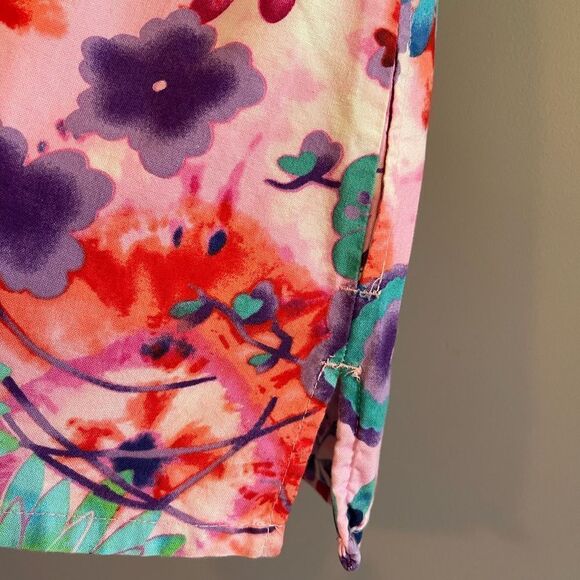 Fundamentals by White Swan Bright Tropical Floral Scrub Top | SZ S - Picture 9 of 9